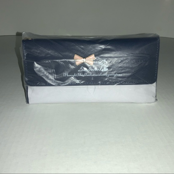 Ladies Wallets - Picture 2 of 5